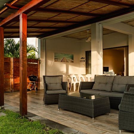 Stella Marris Beachfront Villa Pointe aux Sable 外观 照片