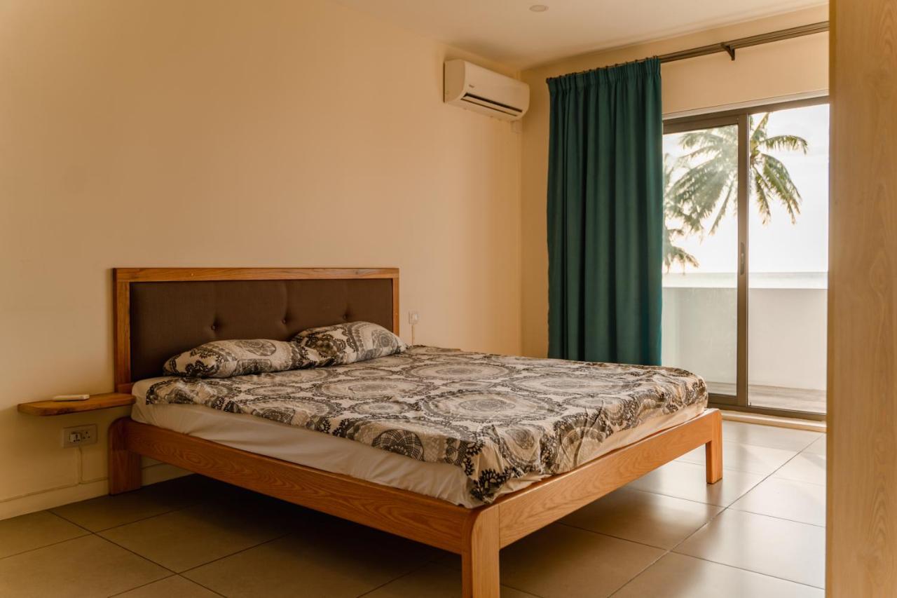 Stella Marris Beachfront Villa Pointe aux Sable 外观 照片