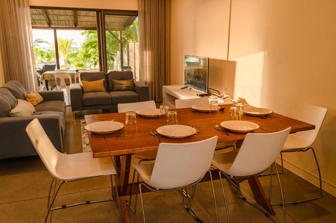Stella Marris Beachfront Villa Pointe aux Sable 外观 照片